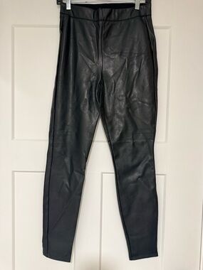 NWT Express faux leather leggings sz M